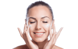 bí quyết giúp tăng hiệu quả kem dưỡng ẩm để da luôn căng bóng, mịn màng